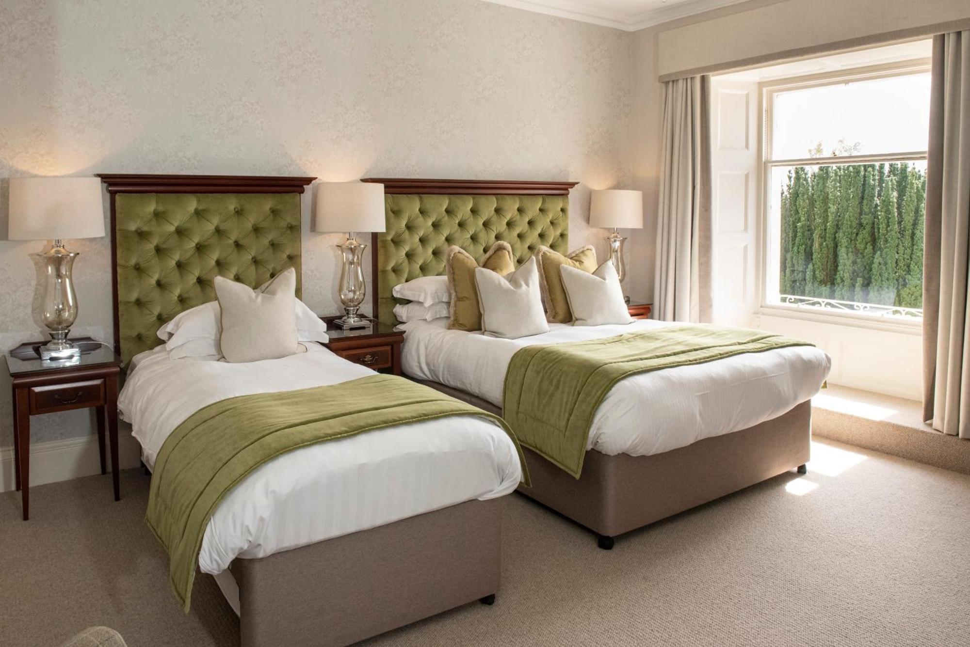 Roundthorn Country House & Luxury Apartments Penrith Exterior photo